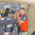 Remo se pronuncia sobre gesto obsceno de zagueiro após derrota para o Cruzeiro