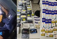 Homem é preso com 251 celulares e Mounjaro escondidos em painel de carro em MG; vídeo