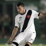 Volante pode voltar a ganhar espaço no time titular do Vasco nos próximos jogos