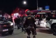 Moradores e PM entram em confronto após mulher morrer em ação policial em SP