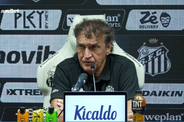 Cuca defende Neymar e critica árbitro de Santos x Remo: 'Quis agir de outra forma'