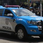 Corpo de policial civil é encontrado em porta-malas no RJ; namorada e sogros são presos