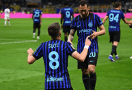 Inter marca no fim, vence Como de virada e chega à final da Coppa Italia