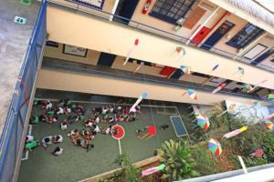 Terceirizados da educação de BH definem indicativo de greve em assembleia