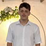 Motociclista de aplicativo morre em acidente com caminhonete, no Belvedere, em BH