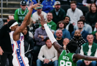 NBA: Philadelphia 76ers surpreende e vence Boston em jogo 2 dos playoffs