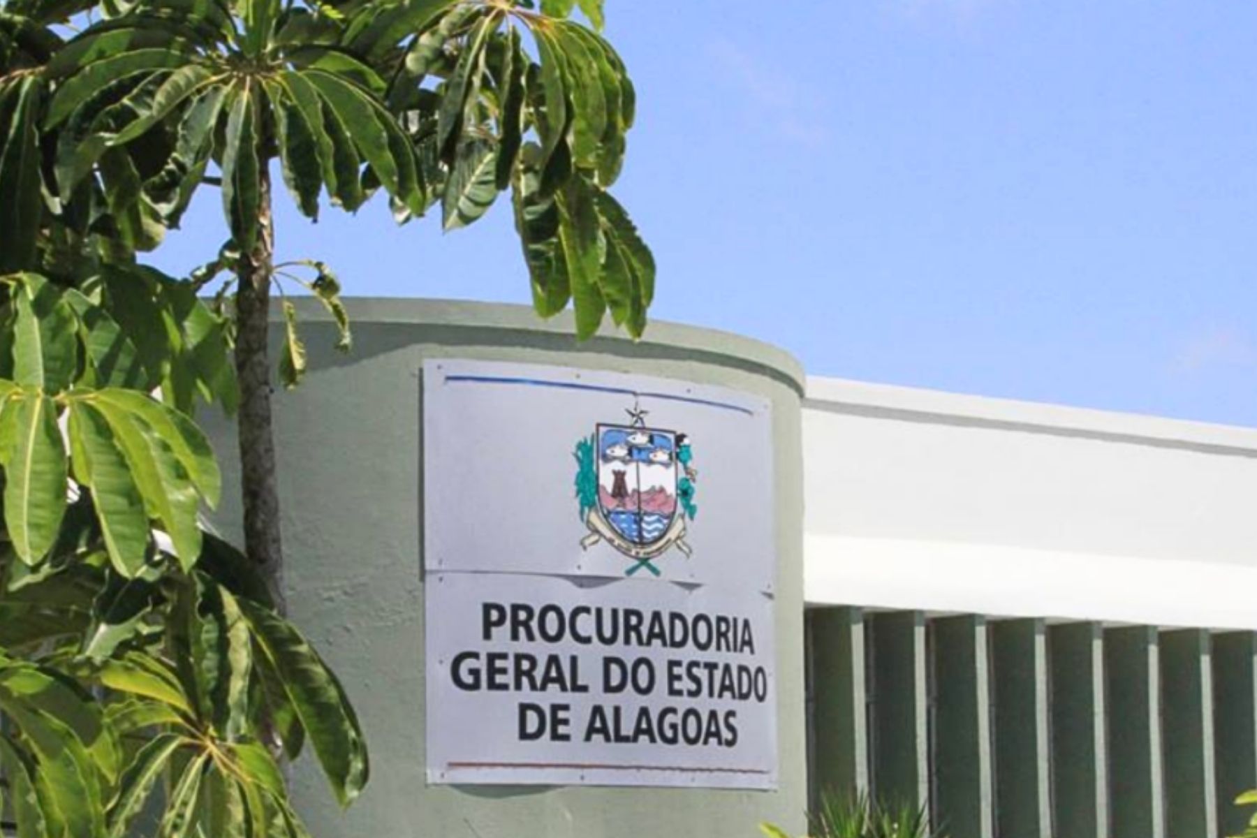 Concurso da PGE AL abre inscrições para procurador; salário até R$ 35 mil