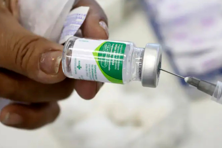 Vacinação deve ser feita, essencialmente, antes de iniciar o inverno