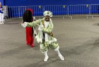 Rei Momo de BH é diagnosticado com leucemia, e família pede doação de sangue