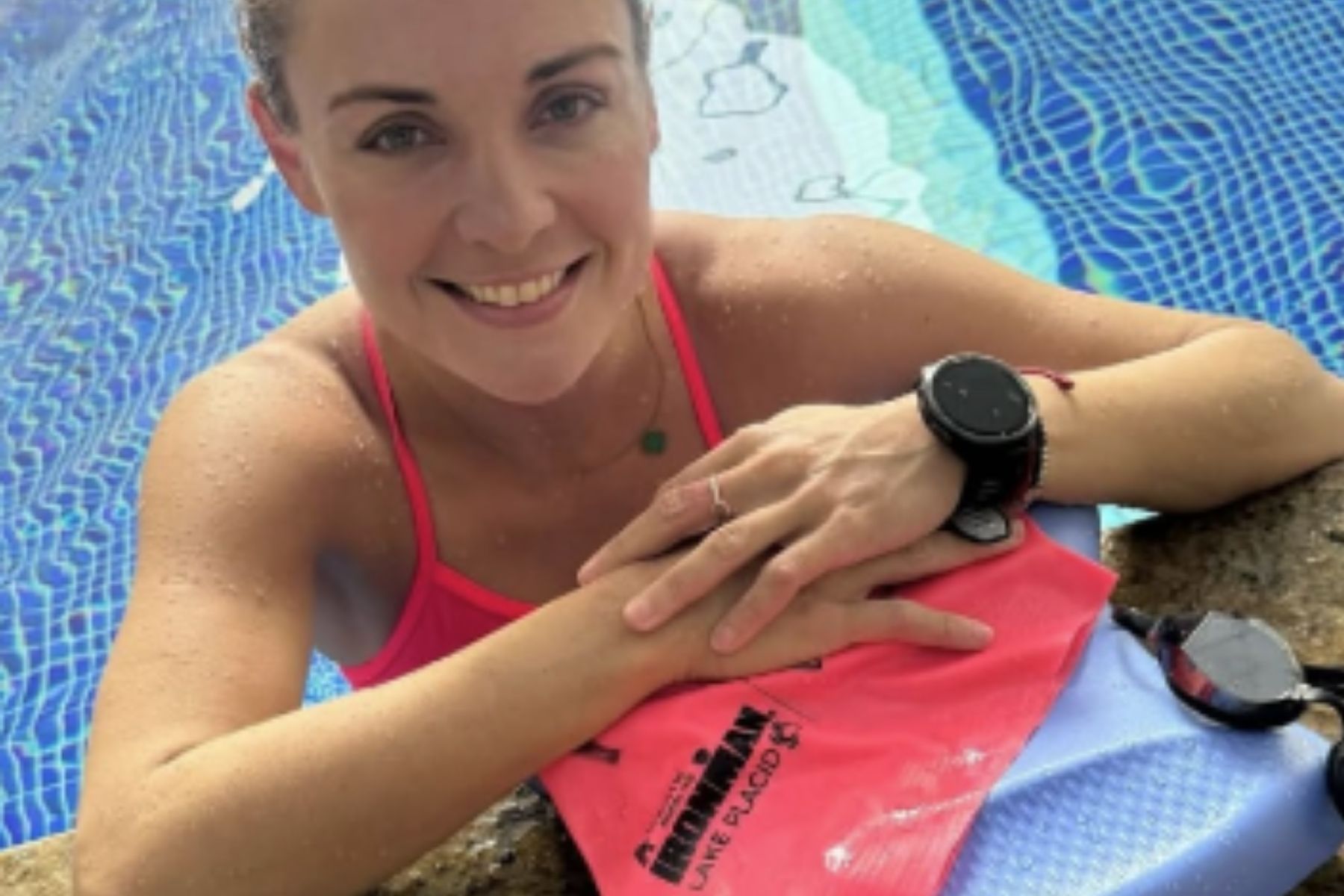 Brasileira triatleta que morreu no Ironman Texas foi encontrada a três metros de profundidade