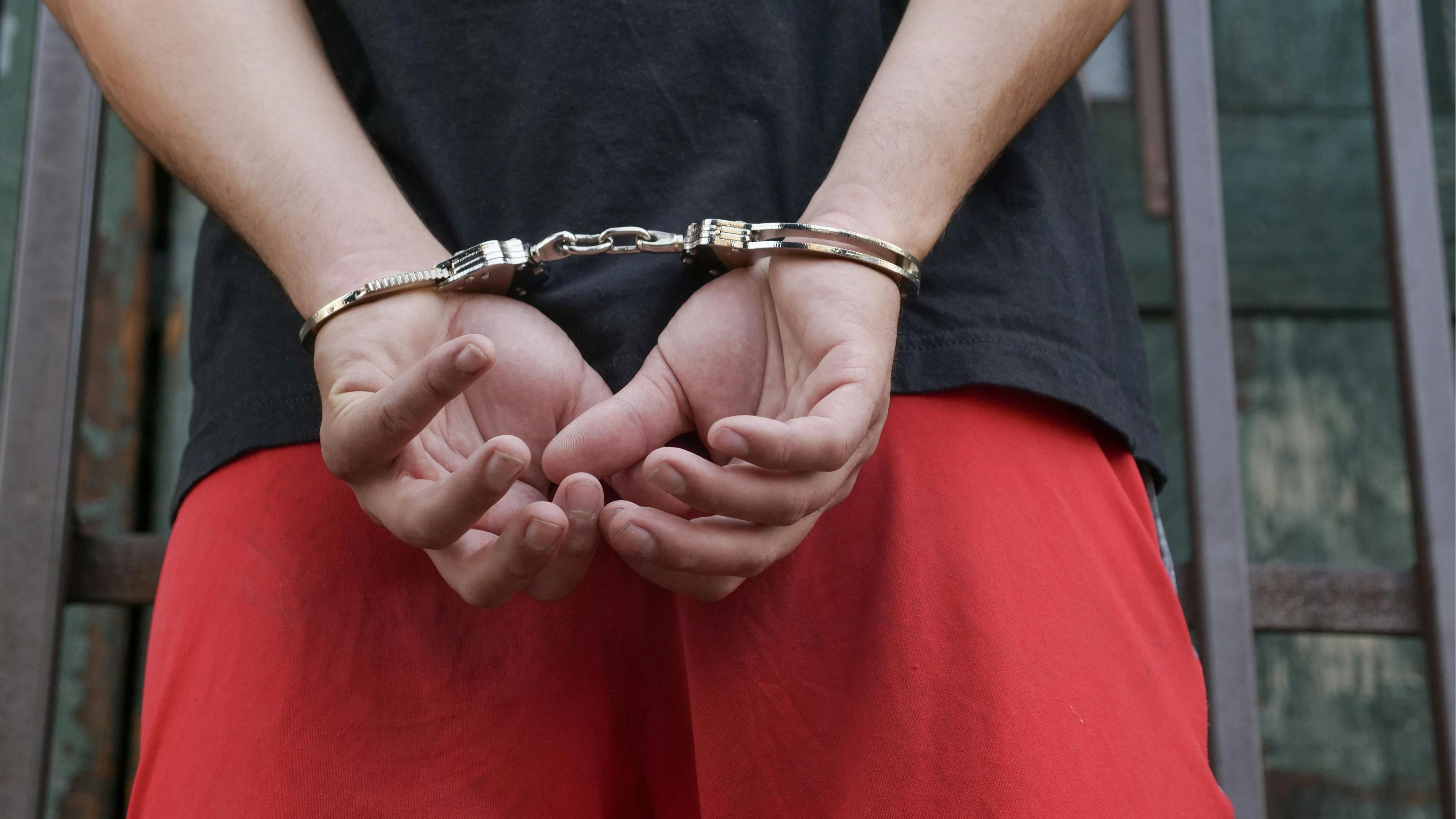 Padrasto é preso suspeito de tentar matar enteada de 3 anos em Juiz de Fora (MG)