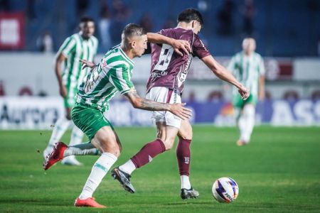 Juventude e Caxias se enfrentaram no Estádio Centenário
