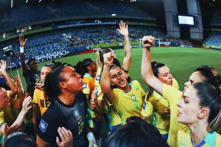 Jogadoras do Brasil durante a disputa do Fifa Series