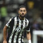 Renan Lodi desabafa sobre bastidores do Atlético e defende colegas de equipe