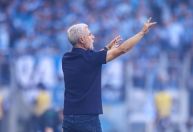 Luís Castro, do Grêmio, manda recado sobre sequência de jogos antes da Copa