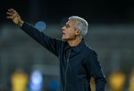 Luís Castro, do Grêmio, revela outra instrução antes de terceiro pênalti perdido