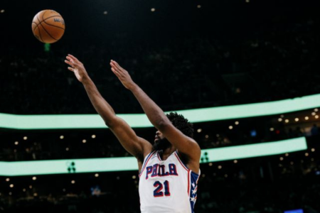 Joel Embiid foi o cestinha da partida disputada nesta terça-feira (28)