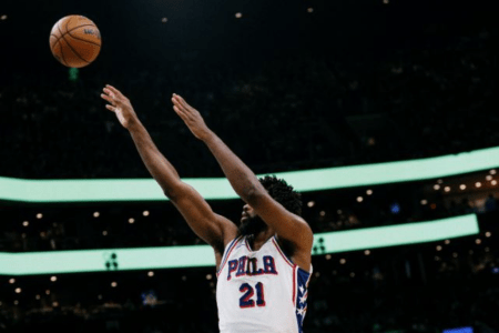 Joel Embiid foi o cestinha da partida disputada nesta terça-feira (28)