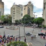 Ventos deixam manhã fria em BH neste domingo (25), mas calor volta; veja previsão