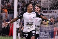 Lingard preenche lacuna do Corinthians e desponta como destaque com Diniz