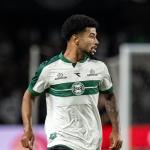 Por que Lucas Ronier foi reserva do Coritiba contra o Palmeiras? Seabra explica