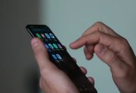 Golpe do amor: como criminosos usam redes sociais para enganar e extorquir vítimas