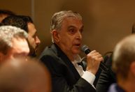 Veja o que disse Petraglia, presidente do Athletico-PR, sobre liga no Brasil