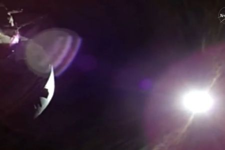 Nasa explicou o fenômeno visto na transmissão