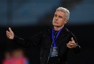 Luís Castro corre risco de demissão no Grêmio? Entenda situação do treinador