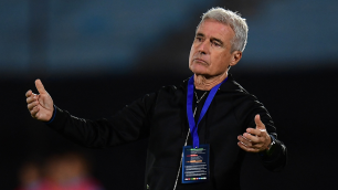 Luís Castro corre risco de demissão no Grêmio? Entenda situação do treinador