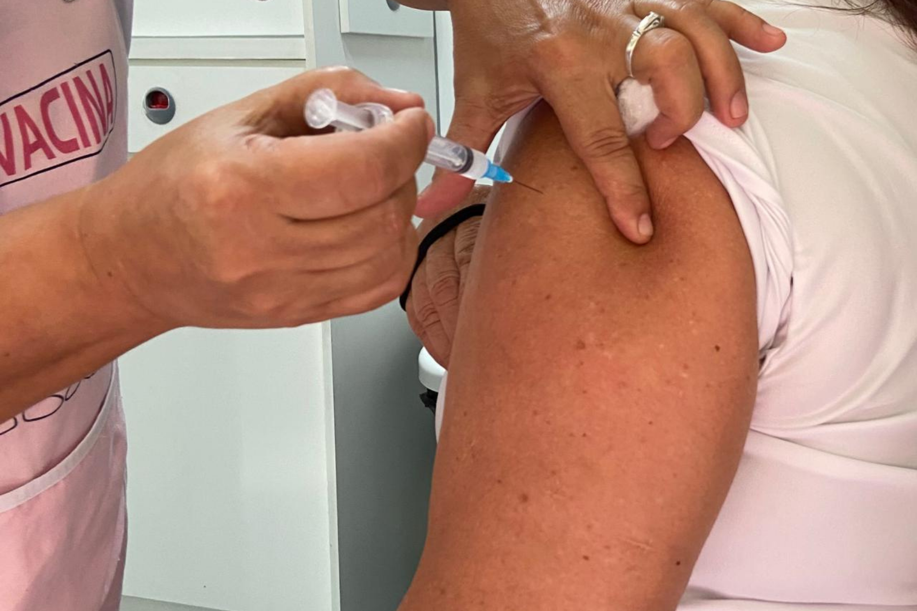 Dia D de vacinação contra a gripe mobiliza 35 municípios do Vale do Aço
