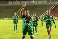 Uberlândia perde dois pênaltis, mas vence CRAC pela Série D