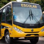 Adolescente de 12 anos morre atropelado por ônibus escolar no interior de Minas