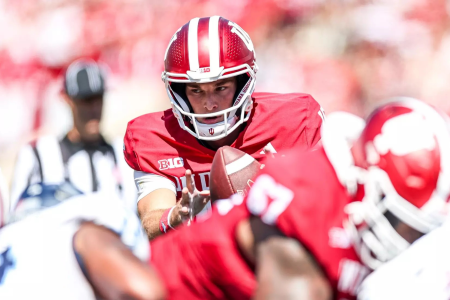 Fernando Mendoza, quarterback da Universidade de Indiana