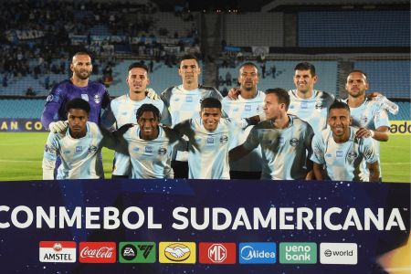 Grêmio posa para foto oficial antes do jogo