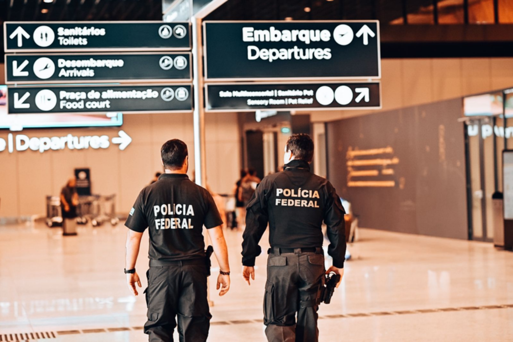PF prende 9 pessoas e apreende mais de 152 kg de drogas no Aeroporto de Guarulhos