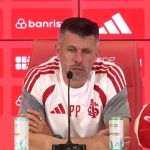 Pezzolano explica estratégia do Inter no empate com o Grêmio pelo Brasileiro