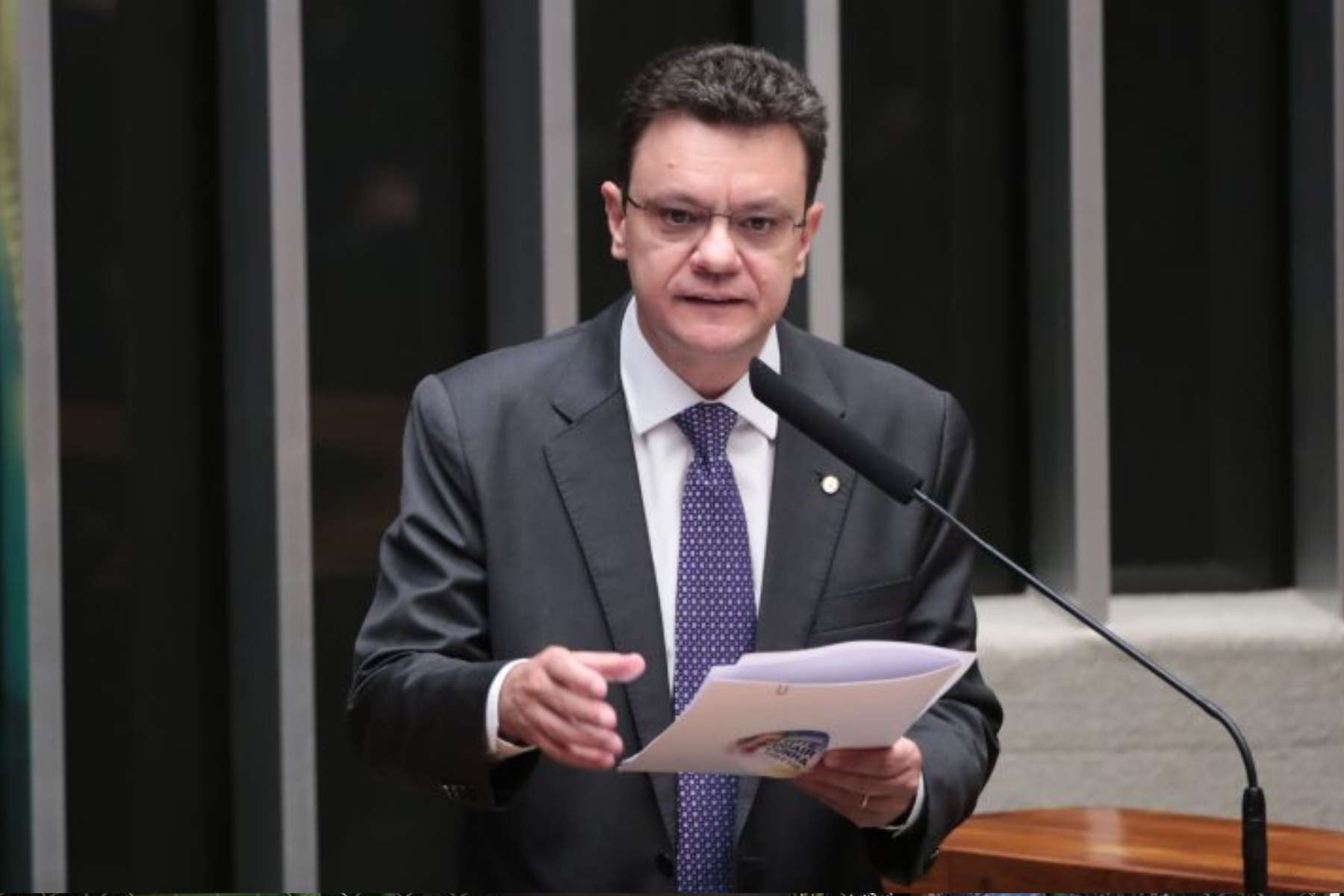 Novo ministro do TCU diz que analisará com ‘cautela’ eventual caso envolvendo Flávio Bolsonaro