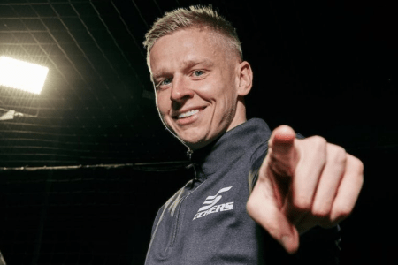 Oleksandr Zinchenko é fundador da Passion UA