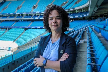 Bárbara Fonseca, diretora executiva de futebol do Grêmio Feminino