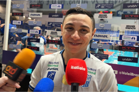 Rogerinho após classificação do Minas na Superliga