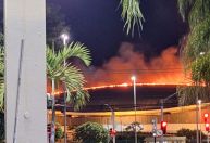 Incêndio mobiliza bombeiros no Velódromo do Parque Olímpico nom RJ