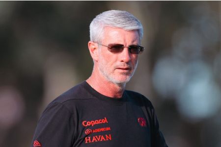 Odair Hellmann em treino do Athletico-PR