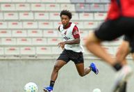 Athletico-PR e Shakhtar discutem detalhe que 'trava' venda de Bruninho; entenda