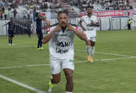 Uberlândia vence Betim, ultrapassa rival e assume liderança do grupo na Série D