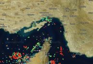 Irã libera Estreito de Ormuz após cessar-fogo entre Israel e Líbano; petróleo despenca