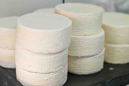 Queijo do Serro: produtores alegam que 'carregam sozinhos' título da UNESCO e cobram governo