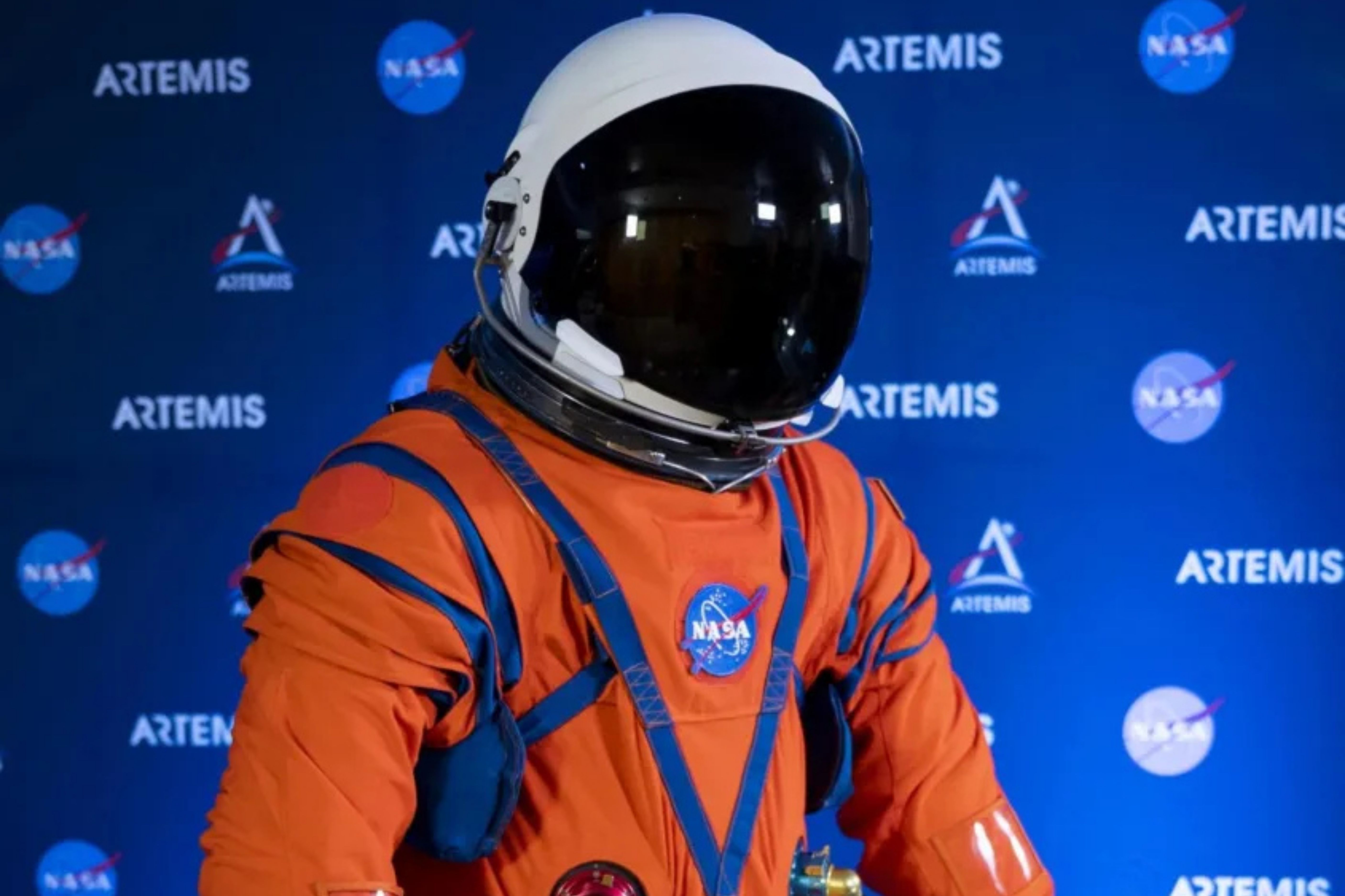 Artemis II: astronautas testam trajes espaciais e se preparam para momento decisivo