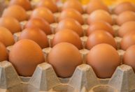 Preço do ovo cai em abril e mercado entra em alerta após fim da Quaresma