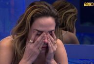 Ana Paula Renault reage ao descobrir morte do pai no BBB 26: 'Não faz sentido'